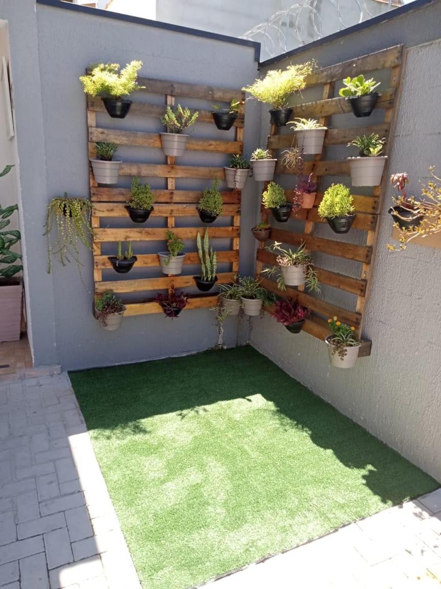 Ferienwohnung Loft 2 Completo Ar Canais Assinat Garagem Internet Prox Aparecida E Industrias Pindamonhangaba Exterior foto