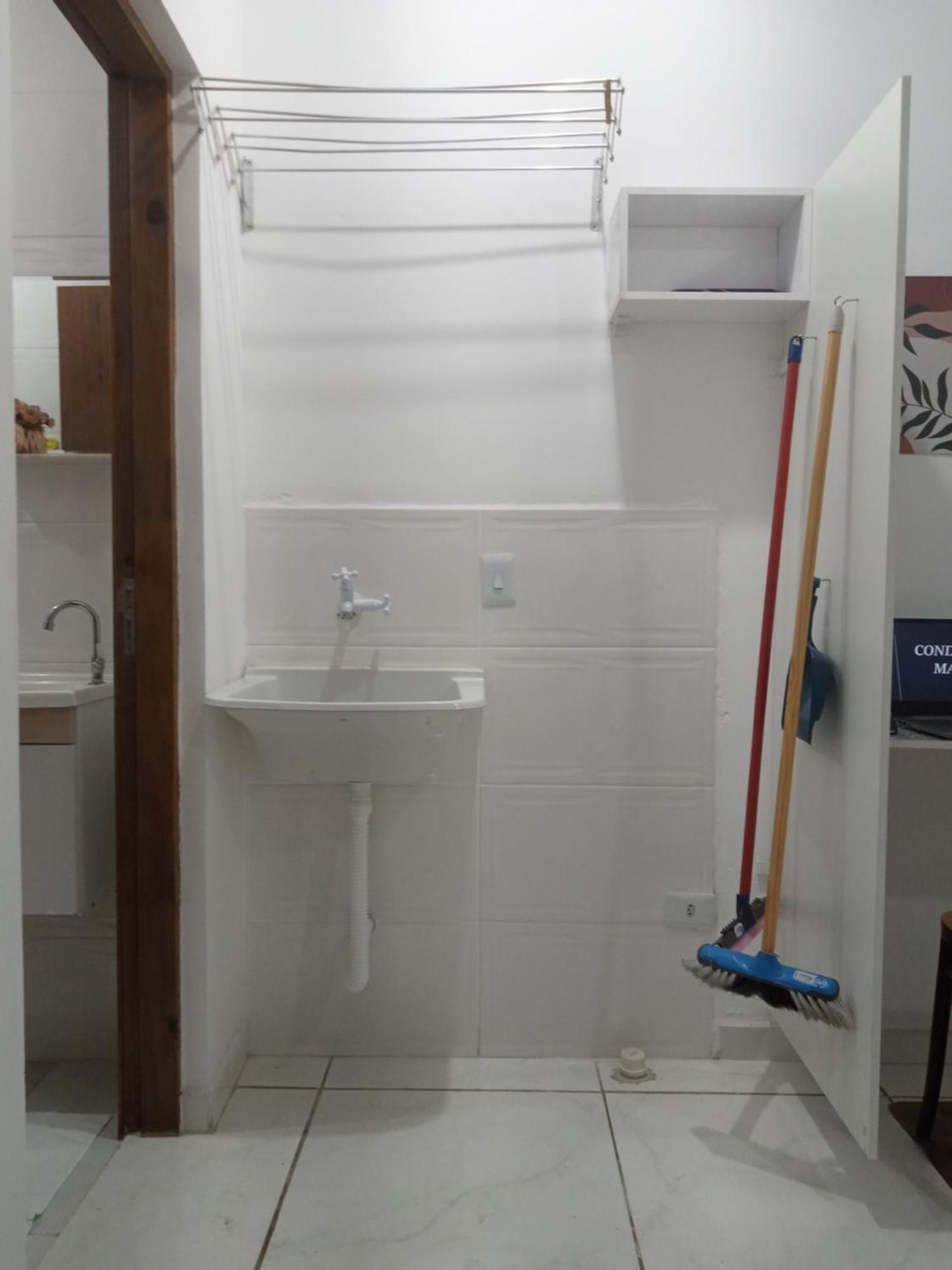 Ferienwohnung Loft 2 Completo Ar Canais Assinat Garagem Internet Prox Aparecida E Industrias Pindamonhangaba Exterior foto